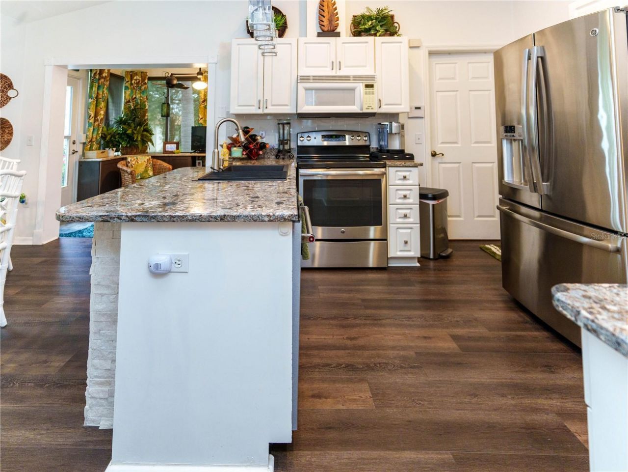 9234 Santa Monica Way, New Port Richey, FL 34655 Photo