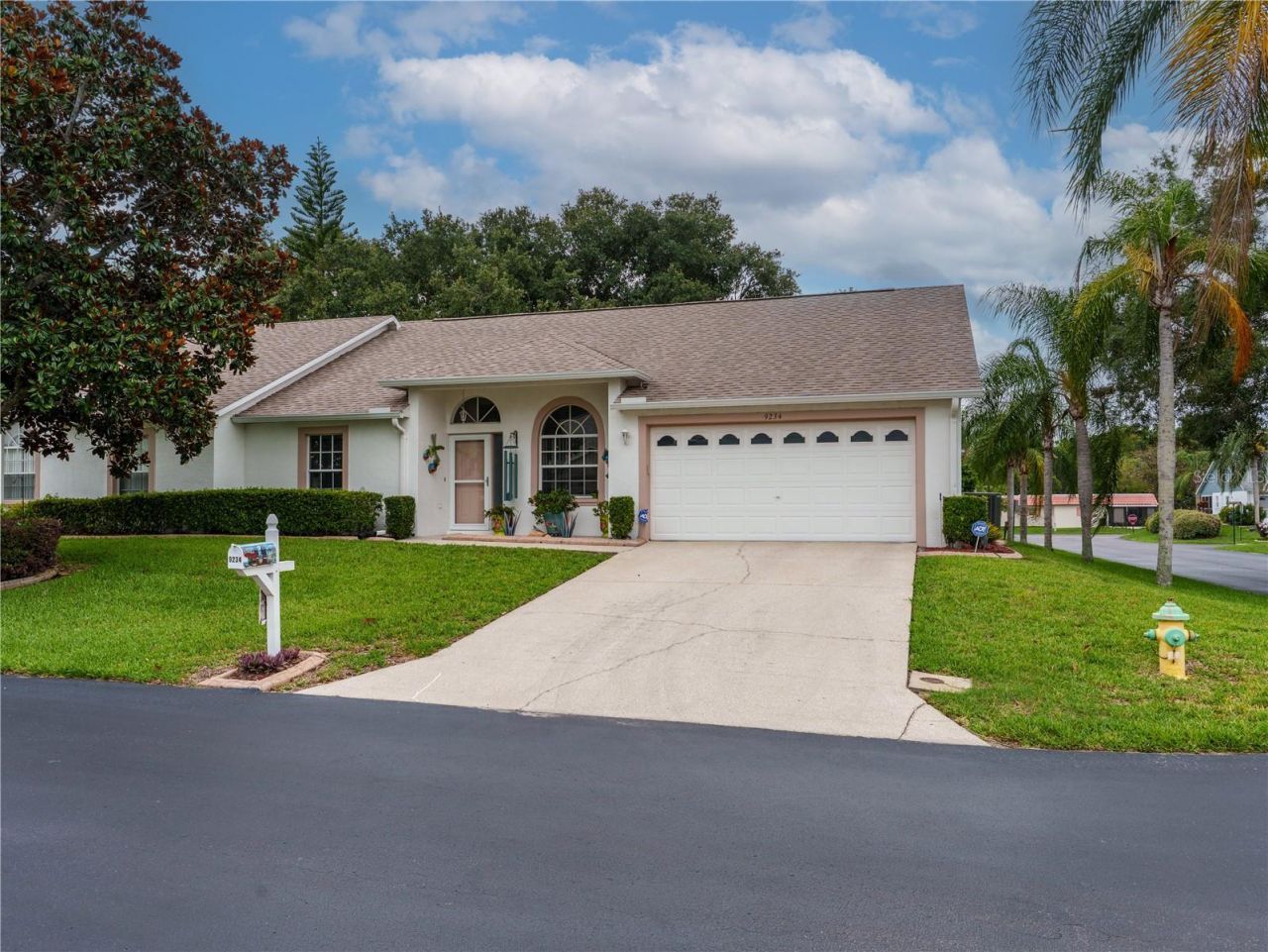 9234 Santa Monica Way, New Port Richey, FL 34655 Photo