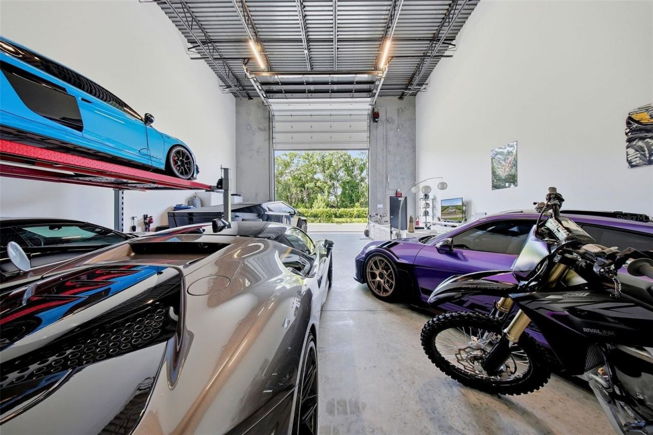 6500 Motor Enclave Way, Unit 814, Tampa, FL 33610 Photo