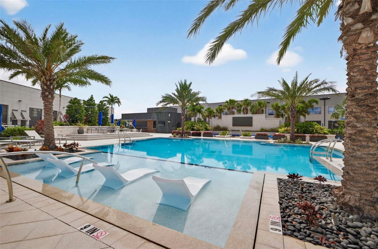 6500 Motor Enclave Way , Unit 814, Tampa, FL 33610 Photo