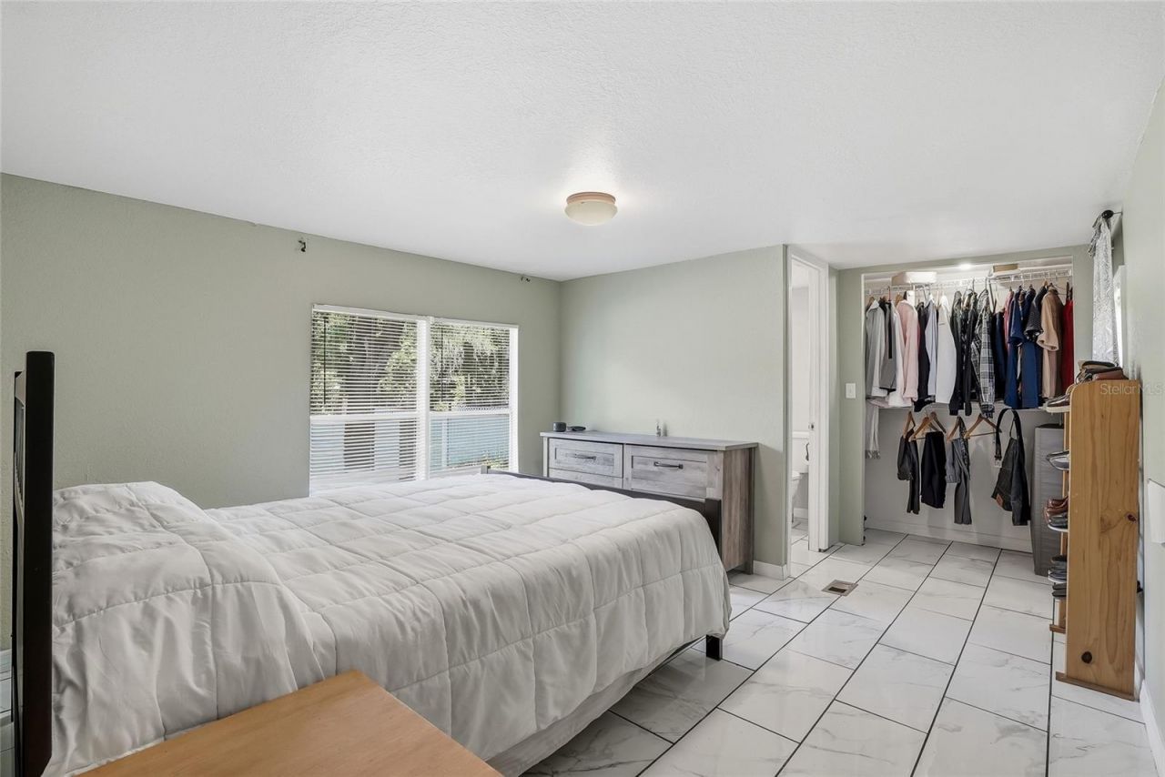911 Marjorie Avenue , Brandon, FL 33511 Photo