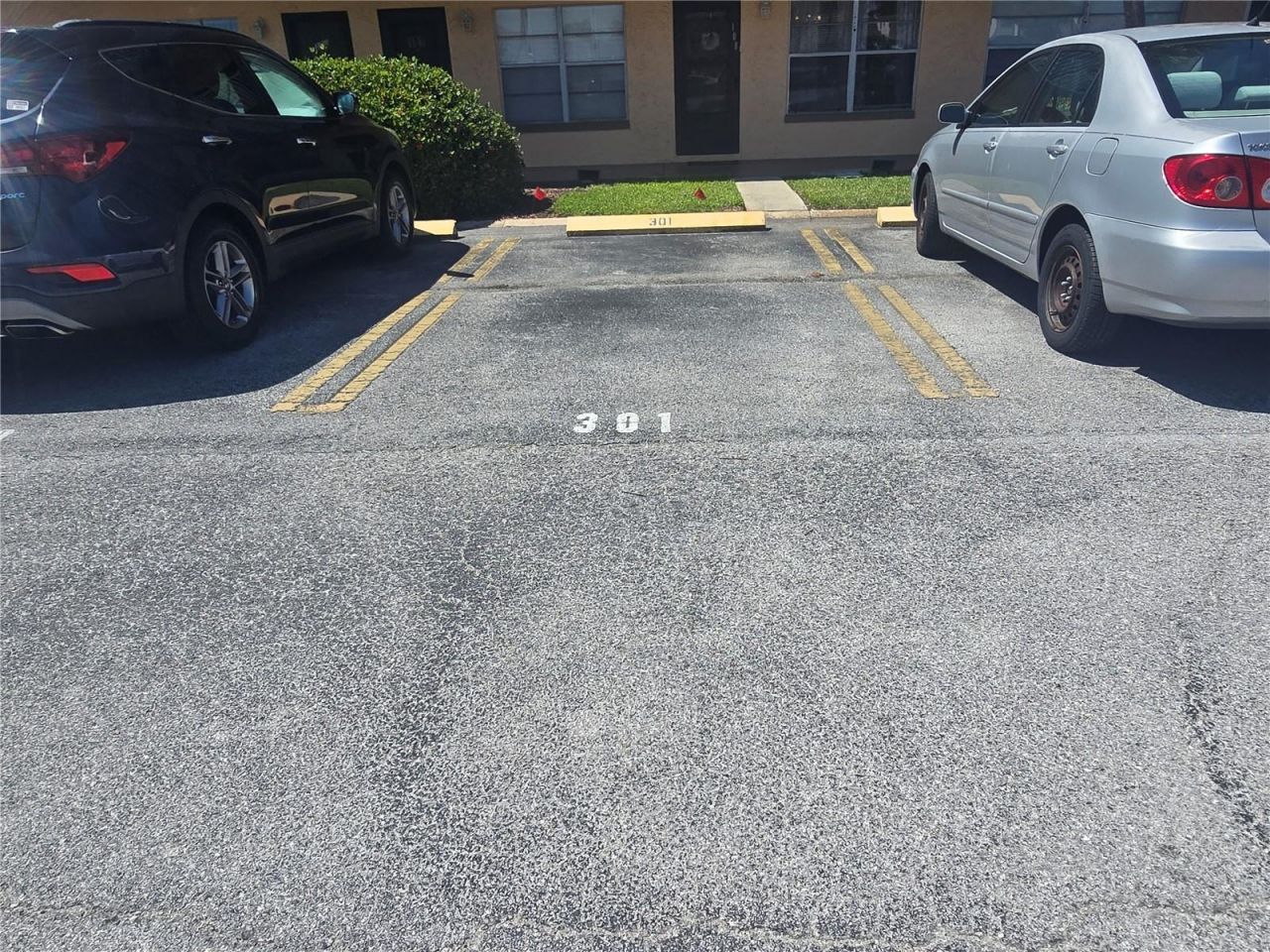 6400 46th Avenue N, Unit 301, Kenneth City, FL 33709 Photo