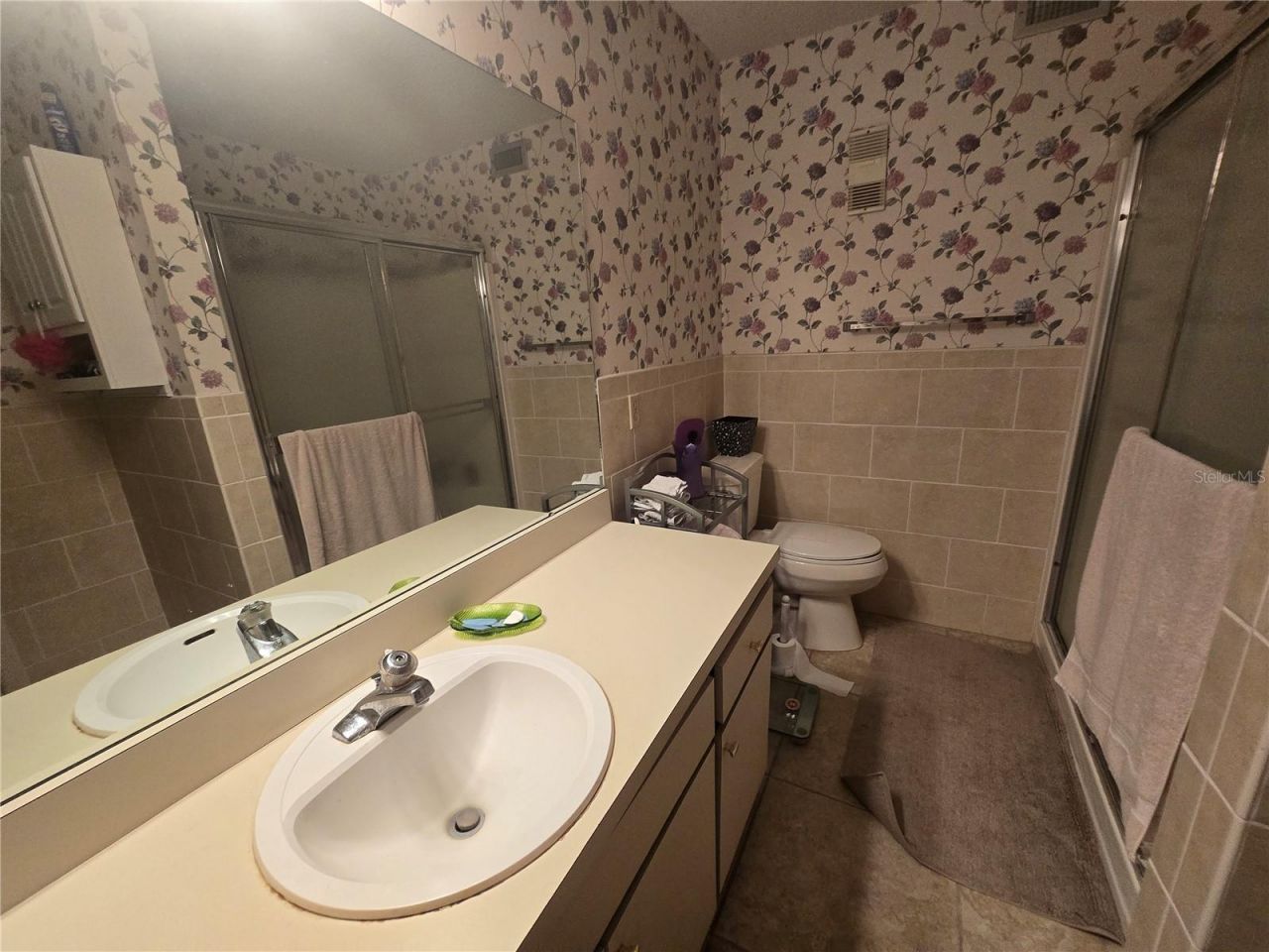 6400 46th Avenue N, Unit 301, Kenneth City, FL 33709 Photo