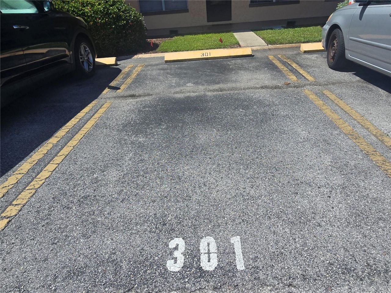 6400 46th Avenue N, Unit 301, Kenneth City, FL 33709 Photo