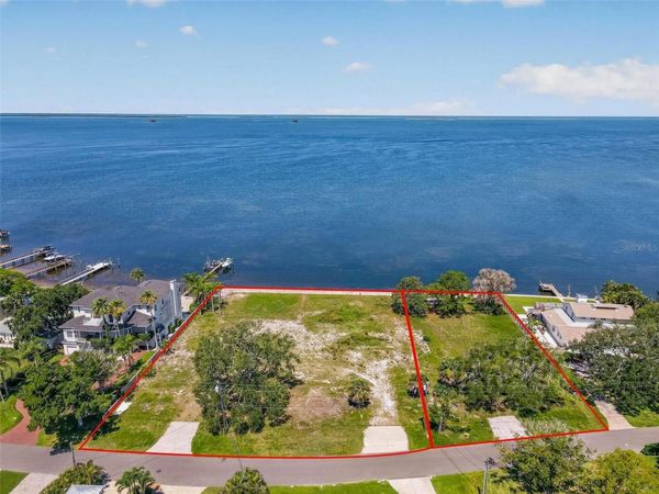 621 N MAYO STREET, CRYSTAL BEACH, FL 34681