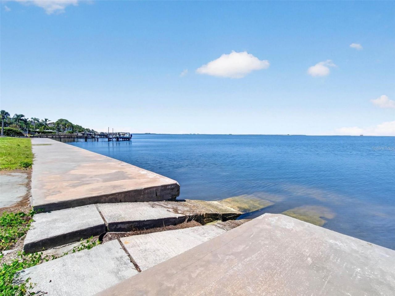 621 N Mayo Street, Crystal Beach, FL 34681 Photo