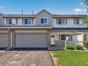 7823 W 145th Street, Savage, MN 55378