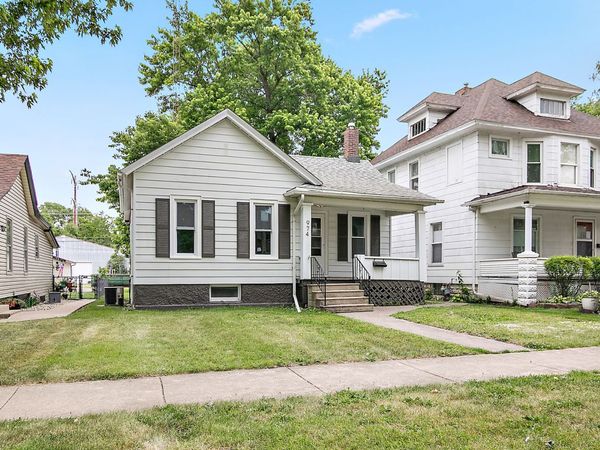 974 S Washington Avenue , Kankakee, IL 60901