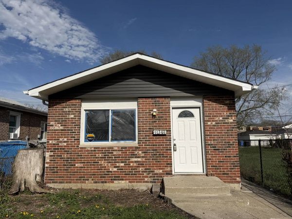 11361 S Racine Avenue , Chicago, IL 60643