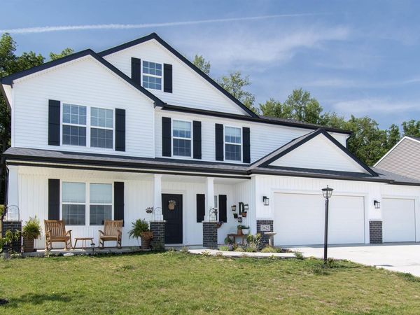 3425 Bruin Pass, Auburn, IN 46706