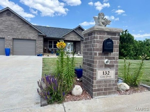 132 Gala Drive , Hannibal, MO 63401