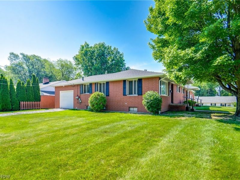 3322 Norman Avenue NW, Canton, OH 44709 Photo 2