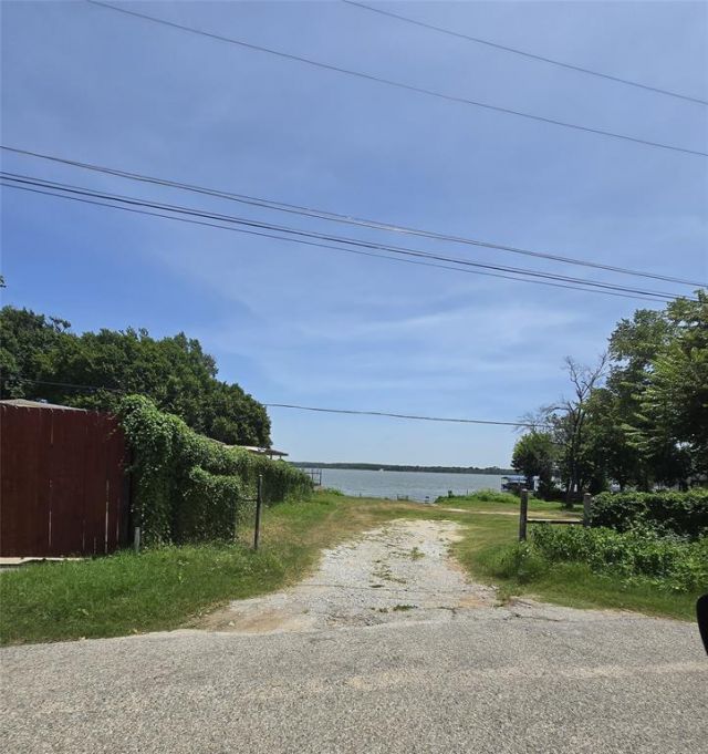 7160 Camp Street, Azle, TX 76020 Main Photo