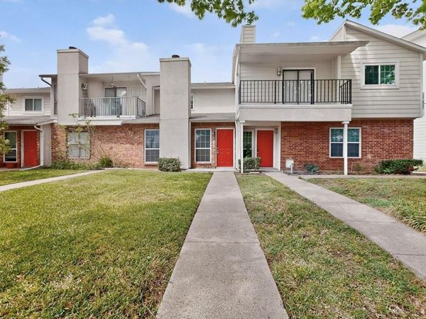 5505 Live Oak Street , Unit 102, Dallas, TX 75206