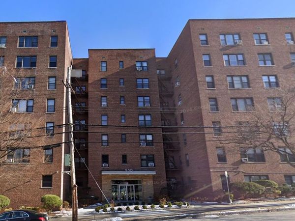 530 Riverdale Avenue, Unit 3K, Yonkers, NY 10705