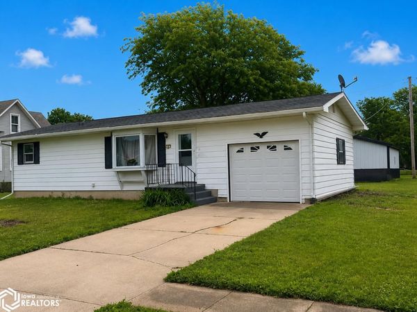 407 Dewey Avenue, Donnellson, IA 52625