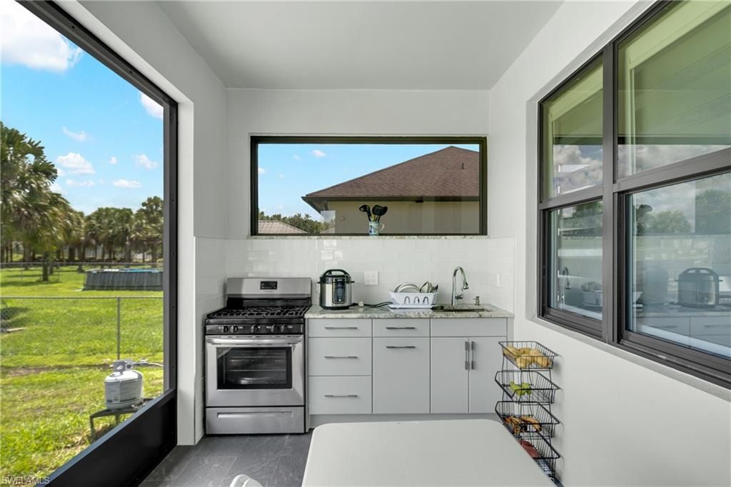 2759 18th Ave Se, Naples, FL 34117 Photo
