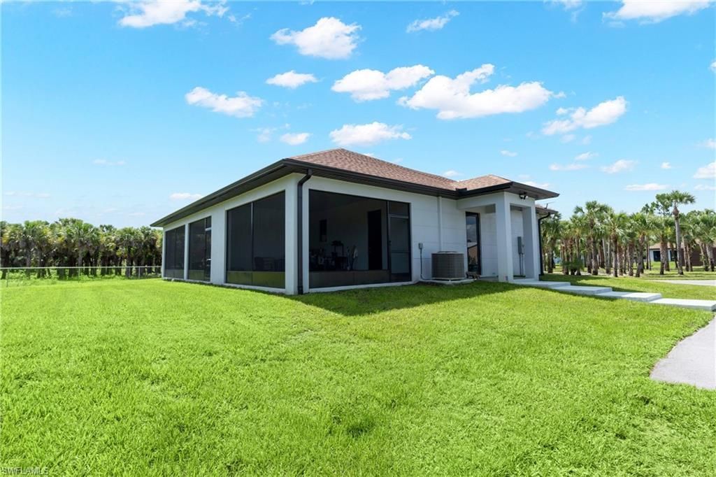 2759 18th Ave Se, Naples, FL 34117 Photo
