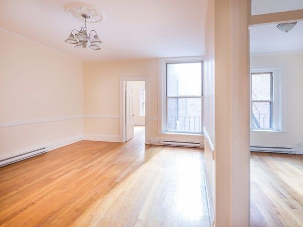 154 Newbury St, Unit 3AR, Boston, MA 02116