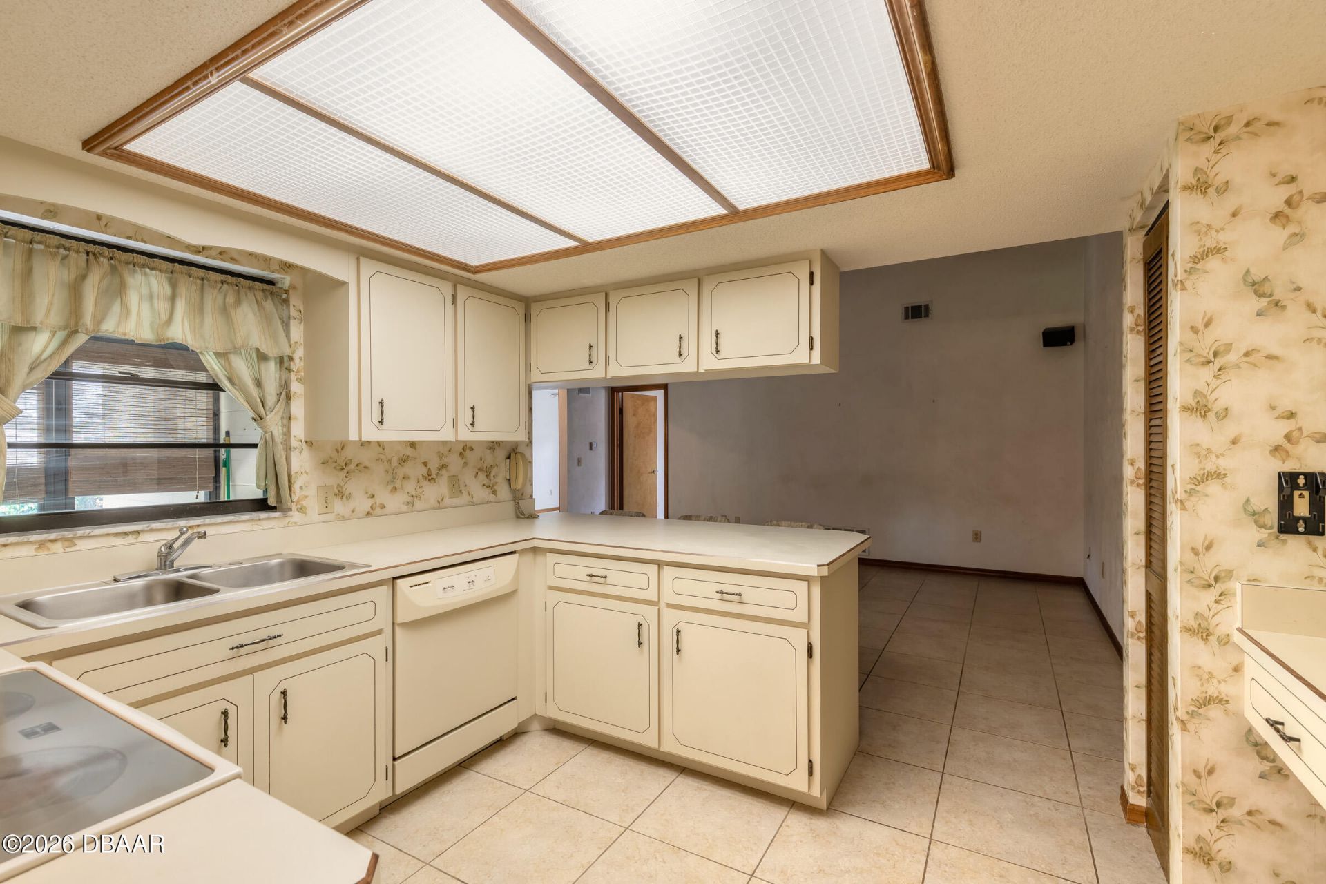 4576 Phipps Drive, Port Orange, FL 32129 Photo