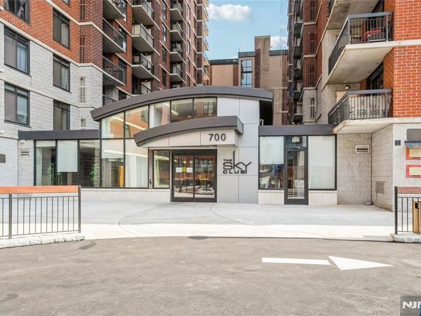 700 1st 15RS, Unit 15RS, HOBOKEN, NJ 07030
