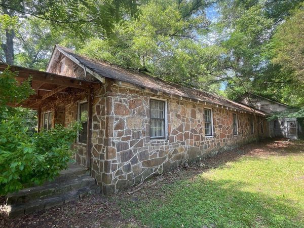 201 Hickory Street, LaFayette, GA 30728