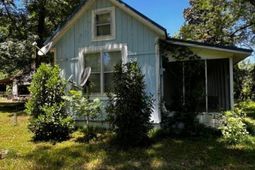 668 Harmon Road  photo 4