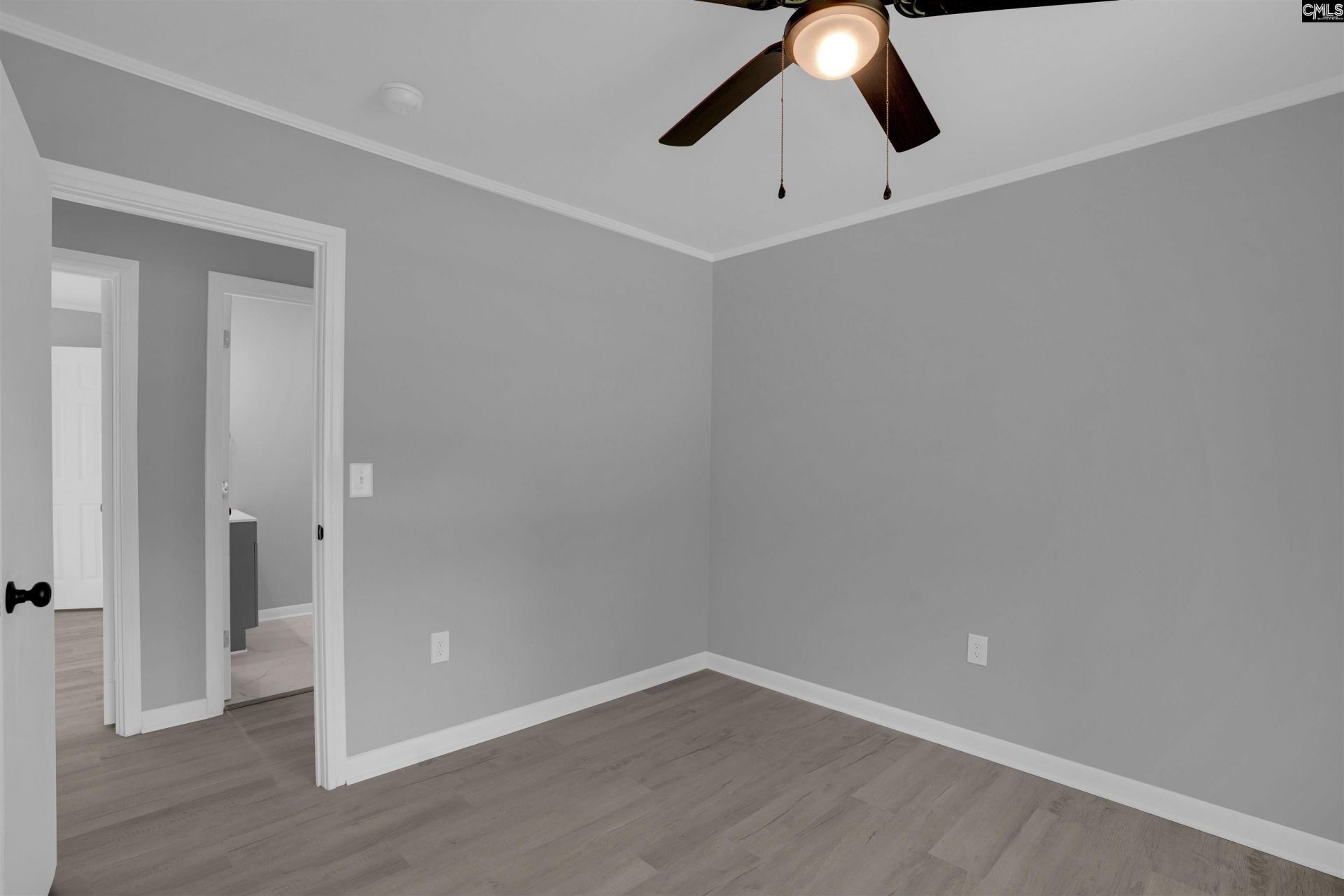 832 Highland Grove Avenue Photo 31