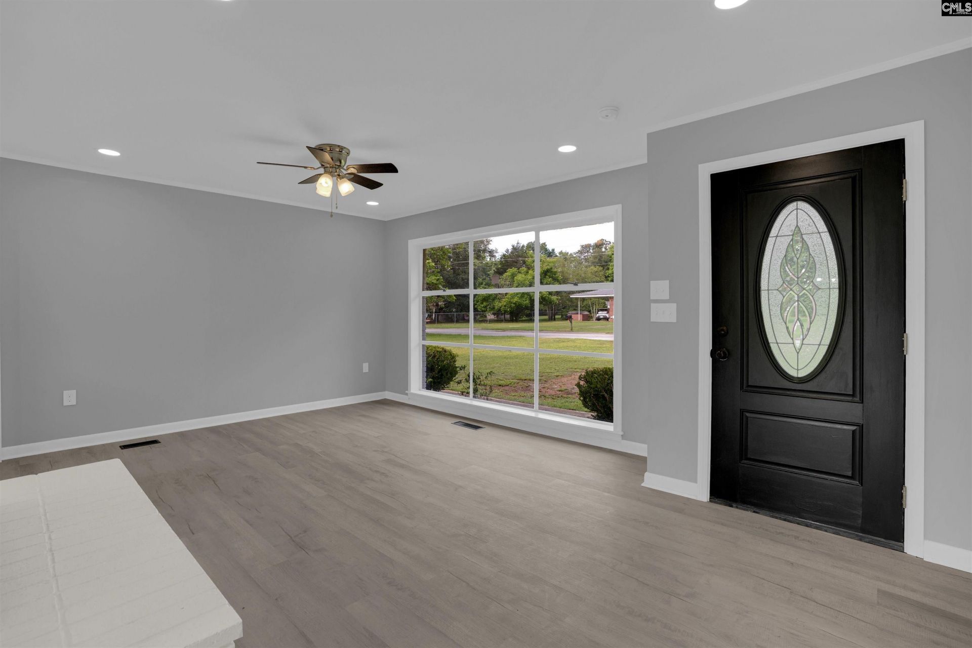 832 Highland Grove Avenue Photo 5