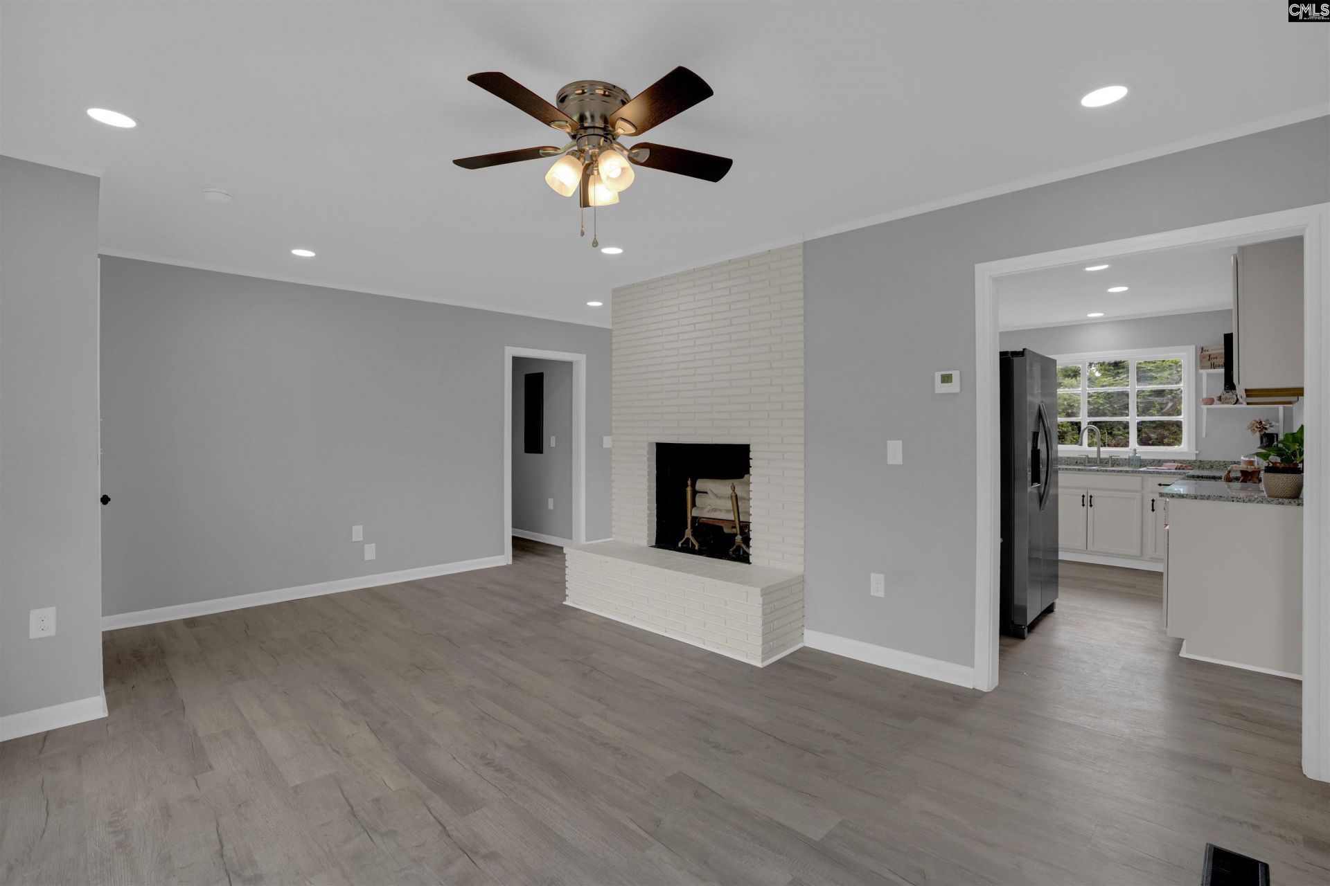 832 Highland Grove Avenue Photo 7