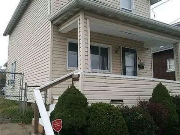 632 S 5th St , Duquesne, PA 15110