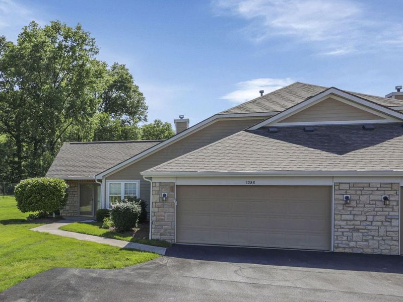 1286 Allington Lane, Columbus, OH 43240 Photo 3