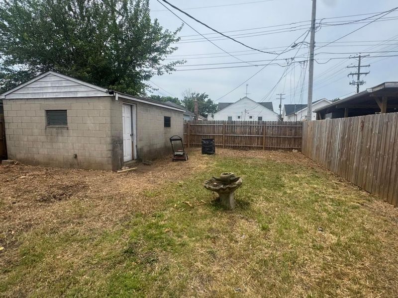 581 S Harris Avenue, Columbus, OH 43204 Photo 12