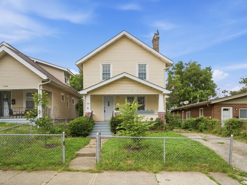 1342 E 18th Avenue, Columbus, OH 43211 Photo 2