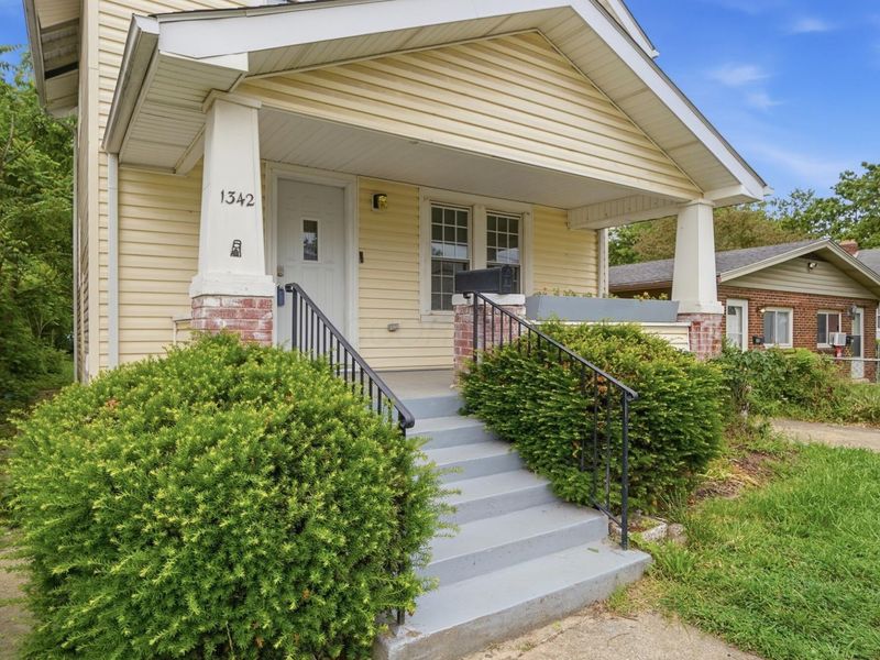 1342 E 18th Avenue, Columbus, OH 43211 Photo 4