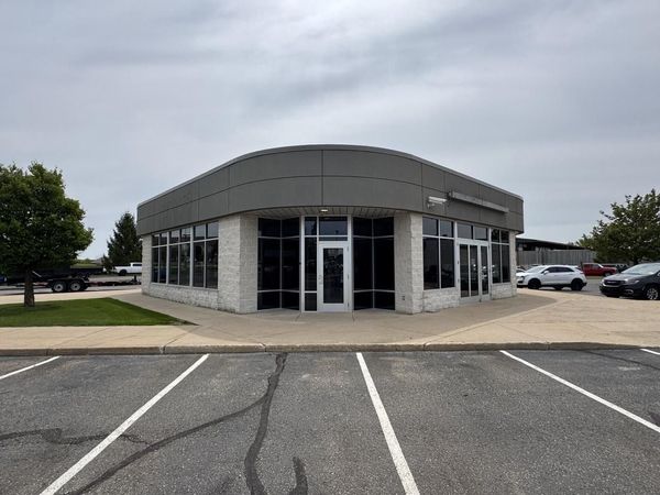 2300 S Browns Lake DRIVE, Burlington, WI 53105