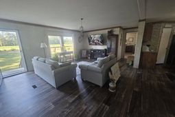 4230 Highway 76 photo 4