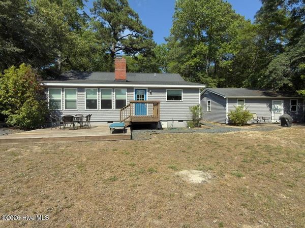 227 Colonial Beach Road , Jarvisburg, NC 27947