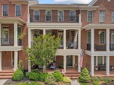 41060 DORATI SQUARE, LEESBURG, VA 20175