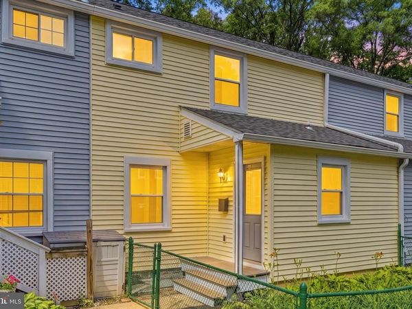 15 D LAUREL HILL ROAD, GREENBELT, MD 20770