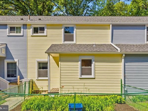 15 D LAUREL HILL ROAD , GREENBELT, MD 20770