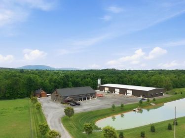 1655 MOUNTAIN ROAD , NEWBURG, PA 17240