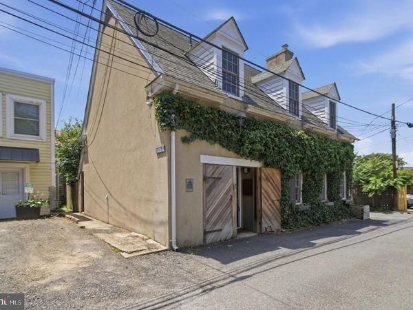 10 IRVING COURT , ALEXANDRIA, VA 22314