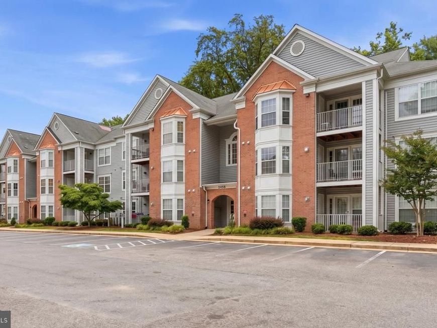 2054 Quaker Way, Unit 9, Annapolis, MD 21401 Main Photo