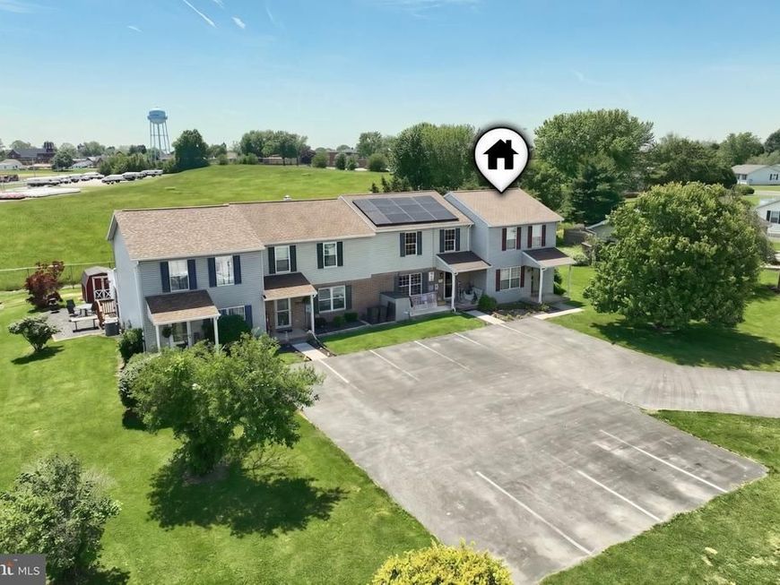 112 Billerbeck Street , New Oxford, PA 17350 Main Photo
