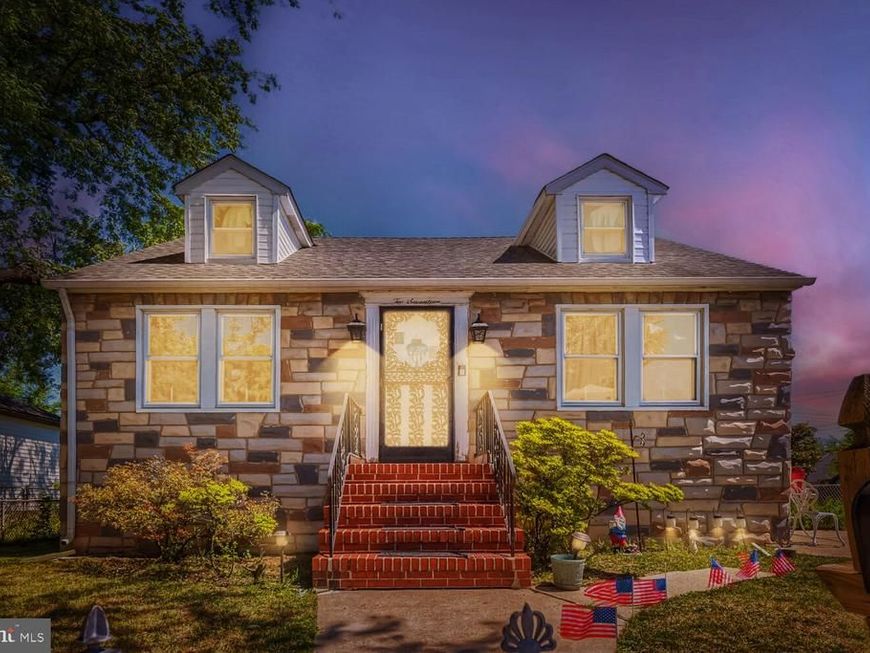 217 Doris Avenue, Baltimore, MD 21225 Main Photo