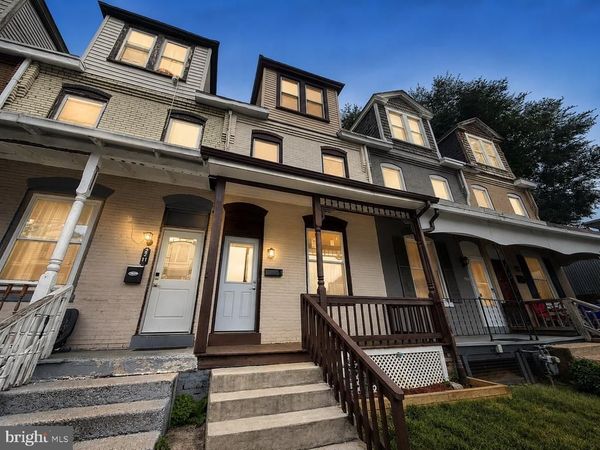 2209 LOGAN STREET, HARRISBURG, PA 17110