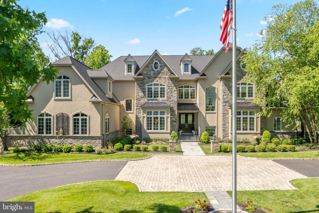 6 WEDGEWOOD DRIVE, BLUE BELL, PA 19422