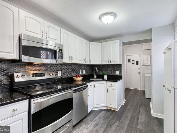 106 S CASTLE STREET, BALTIMORE, MD 21231