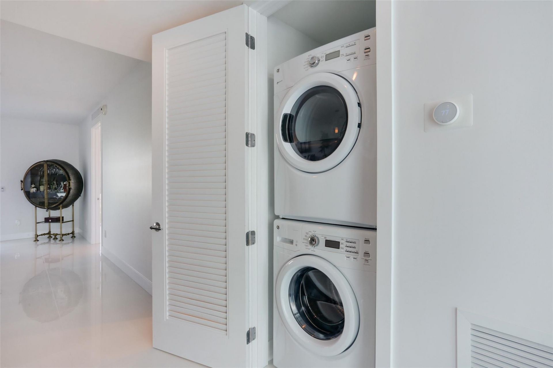 1 S Palmway, Unit #404, Lake Worth Beach, FL 33460 Photo
